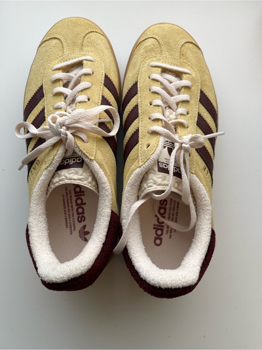 Adidas Gazelle Bold
Almost Yellow Maroon (Women's) - Picture 4 of 6
